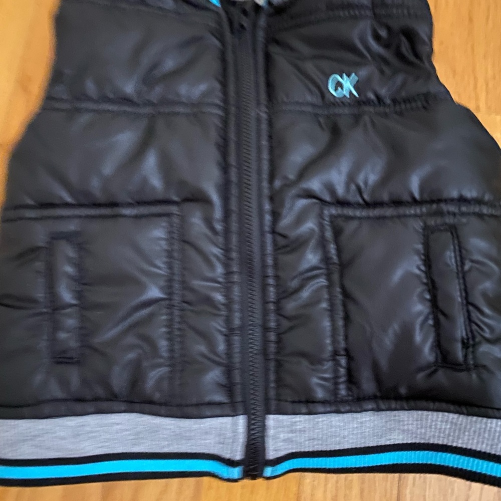 Calvin Klein Vest babyboys 2T